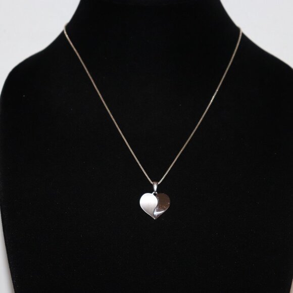 Beautiful silver heart necklace "...It was then that I carried you" 18" - Picture 7 of 7